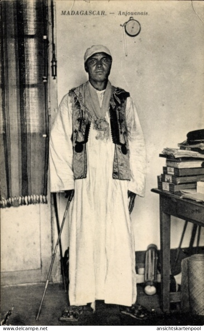 CPA Anjouan Komoren, Mann in traditioneller Kleidung