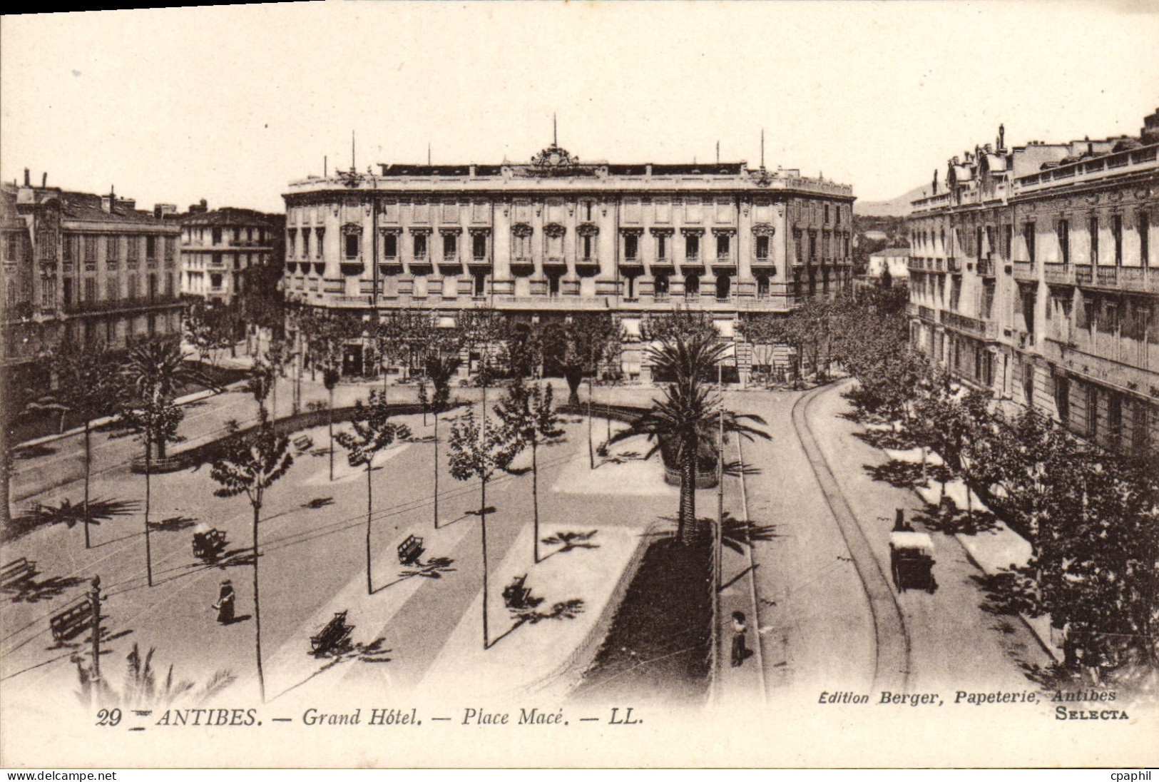CPA Antibes Grand Place Mace