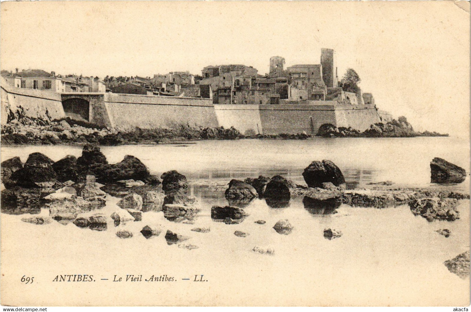 CPA ANTIBES - Le vieil ANTIBES (191429)