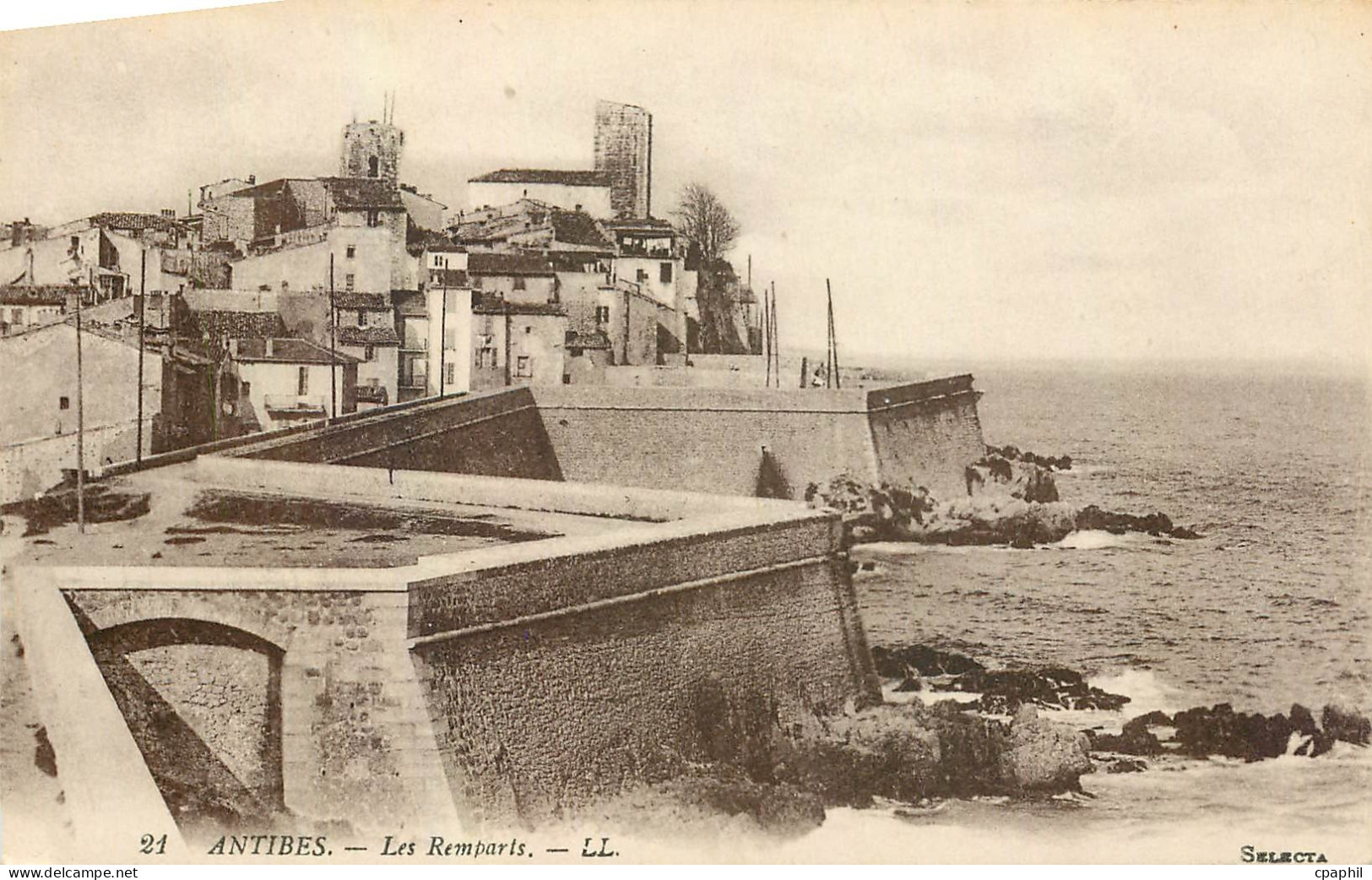CPA Antibes les remparts