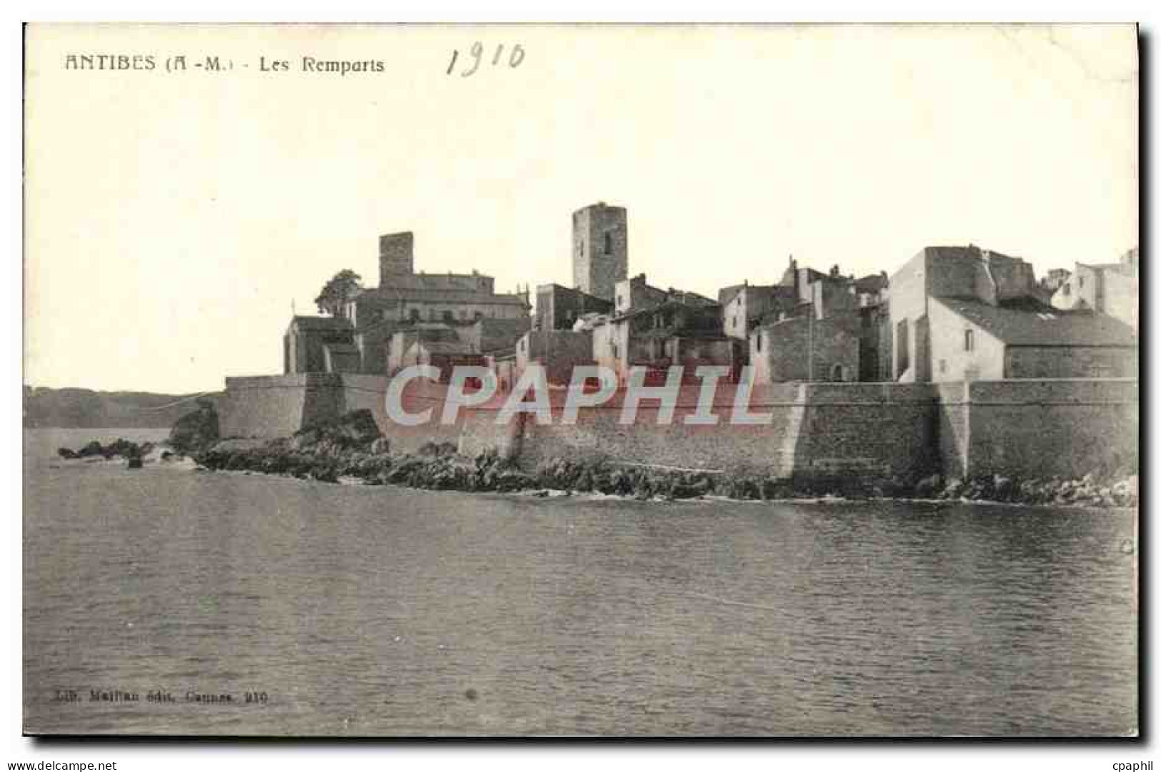 CPA Antibes Les Remparts