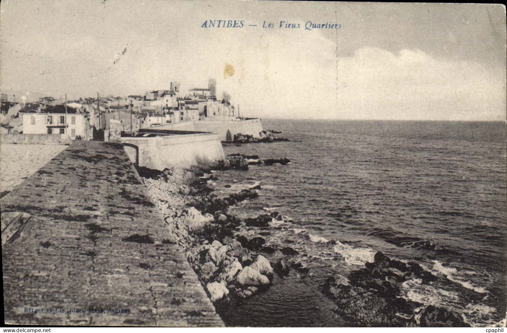 CPA Antibes Les Vieux Quartiers
