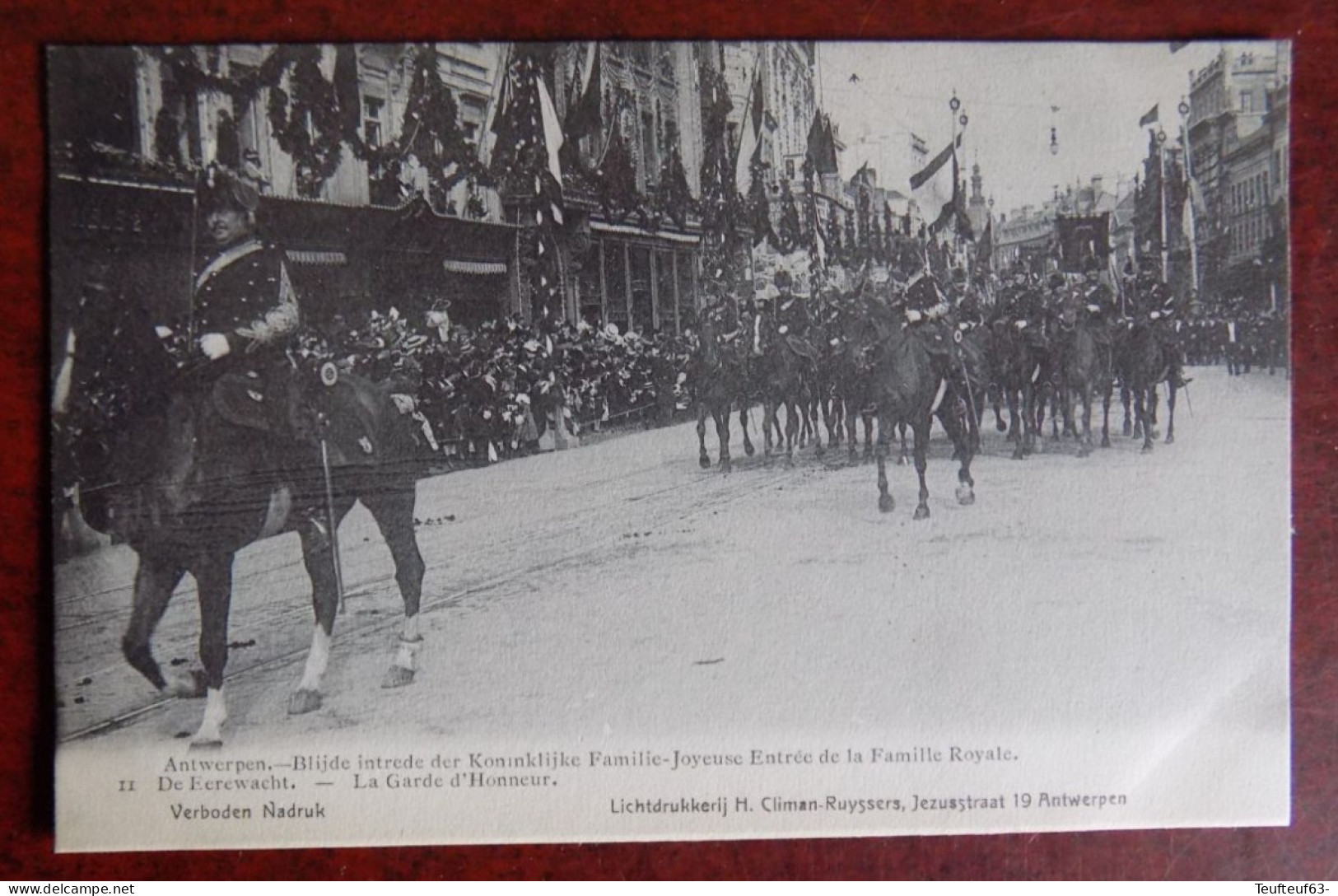 Cpa Antwerpen : blijde intrede der Koninklijke familie - de Eerewacht