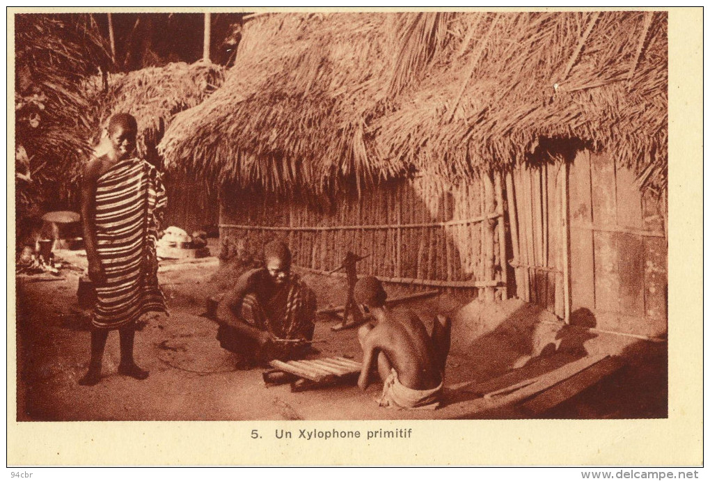CPA ( AOF cote d ivoire)  un xylophone primitif