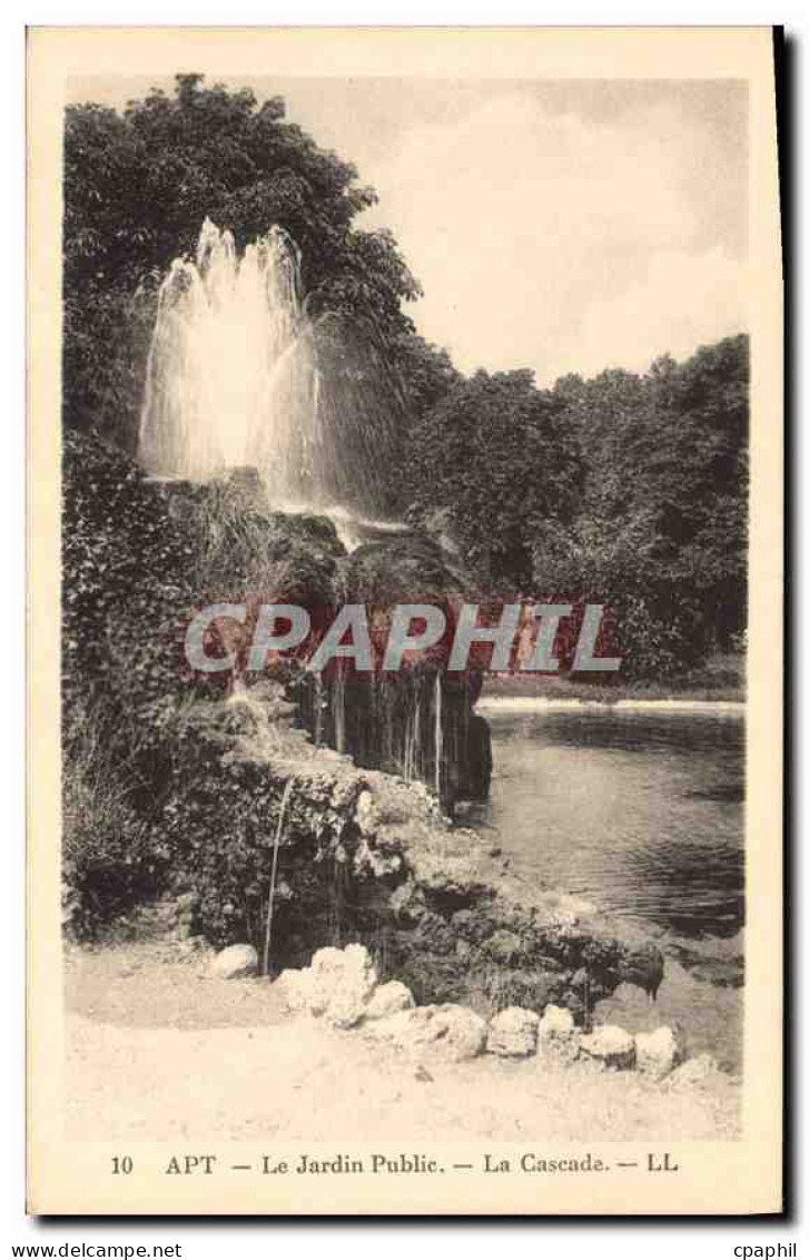 CPA Apt (Vaucluse) Le Jardin Public La Cascade