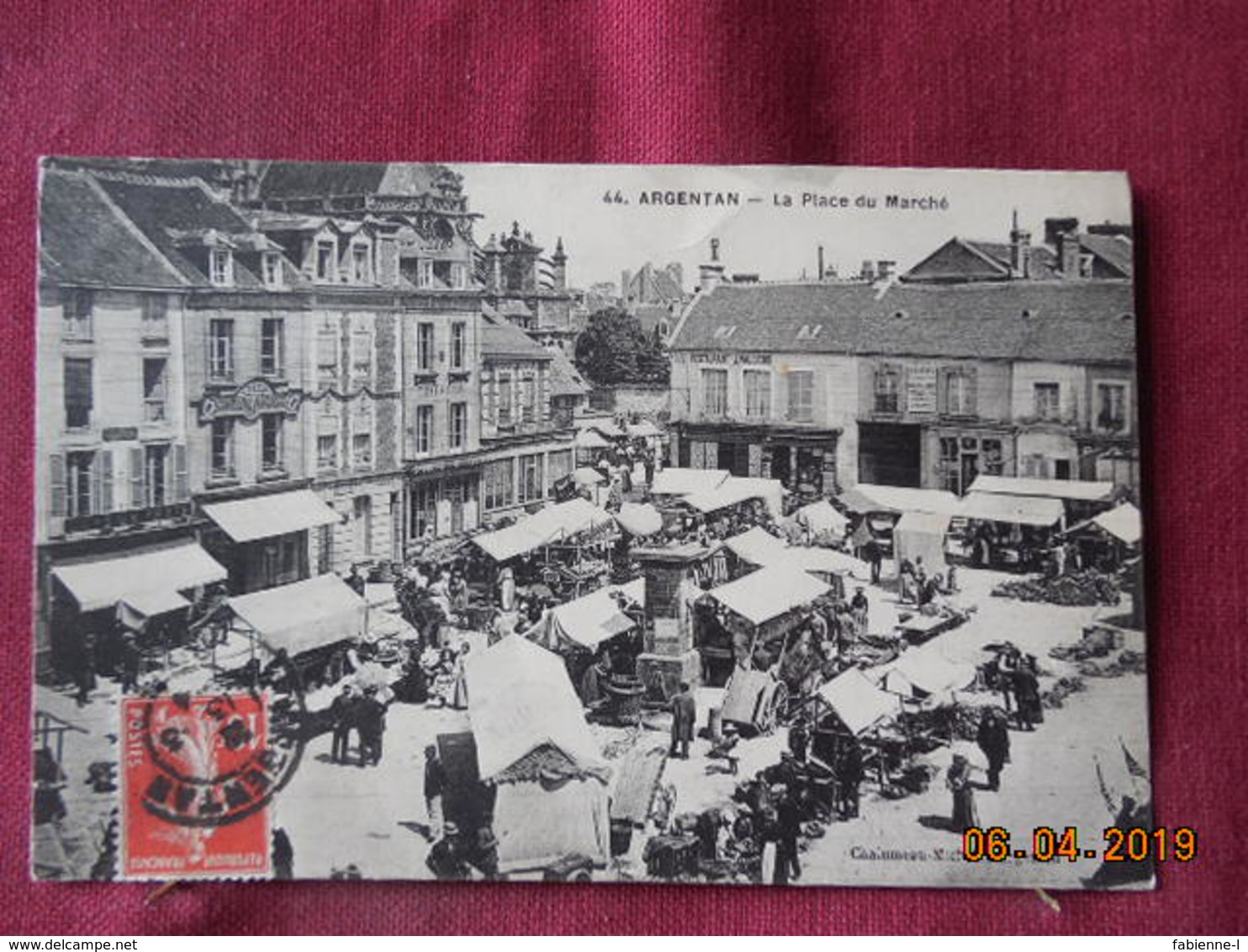 CPA - Argentan - La Place du Marché