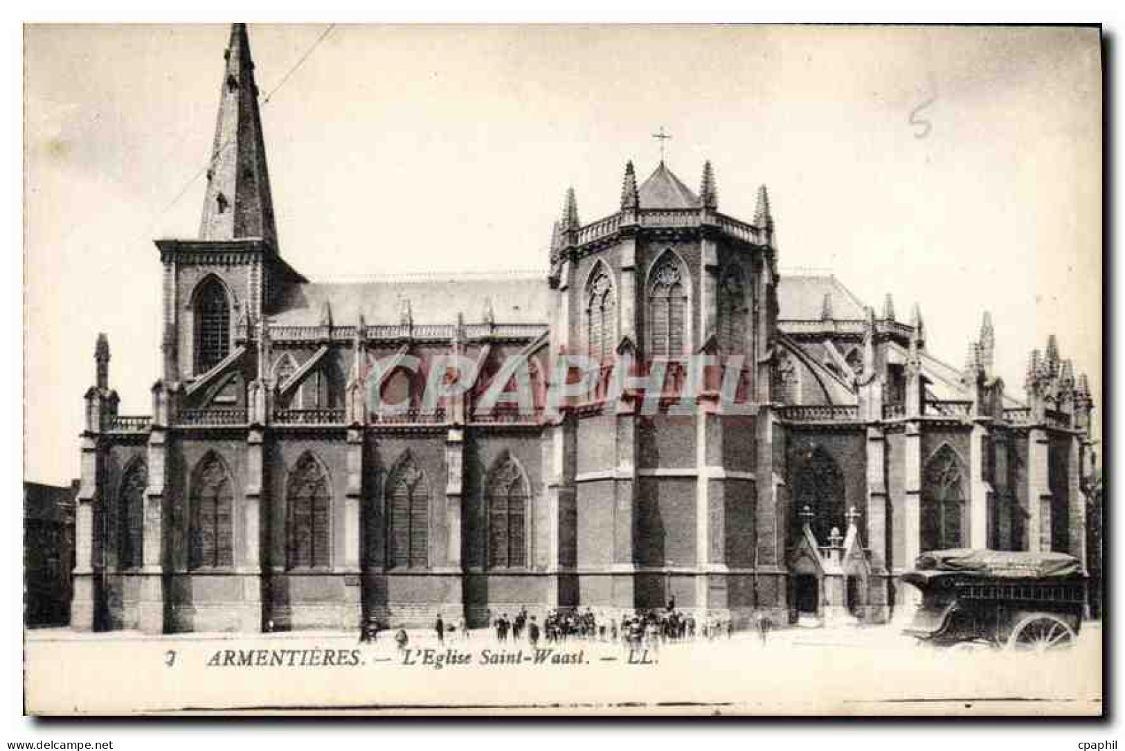 CPA Armentieres L'Eglise Saint Waast