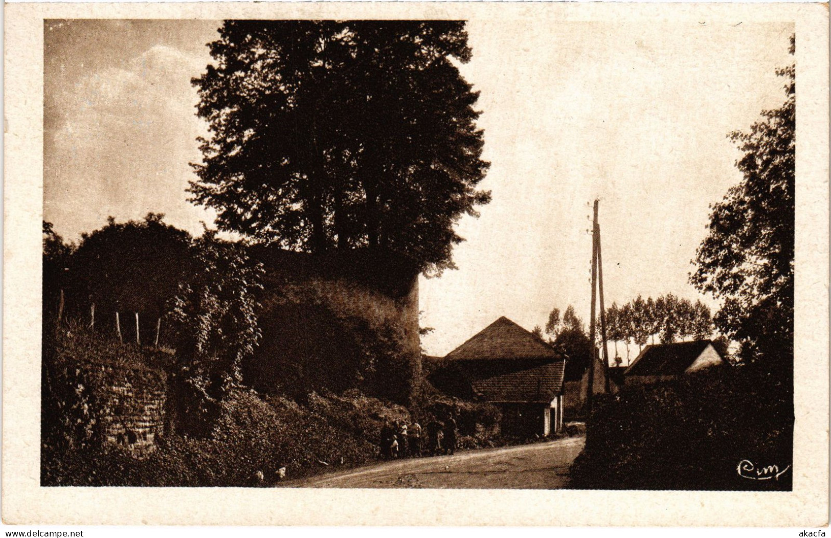 CPA Arnay-le-Duc Les Remparts FRANCE (1375441)