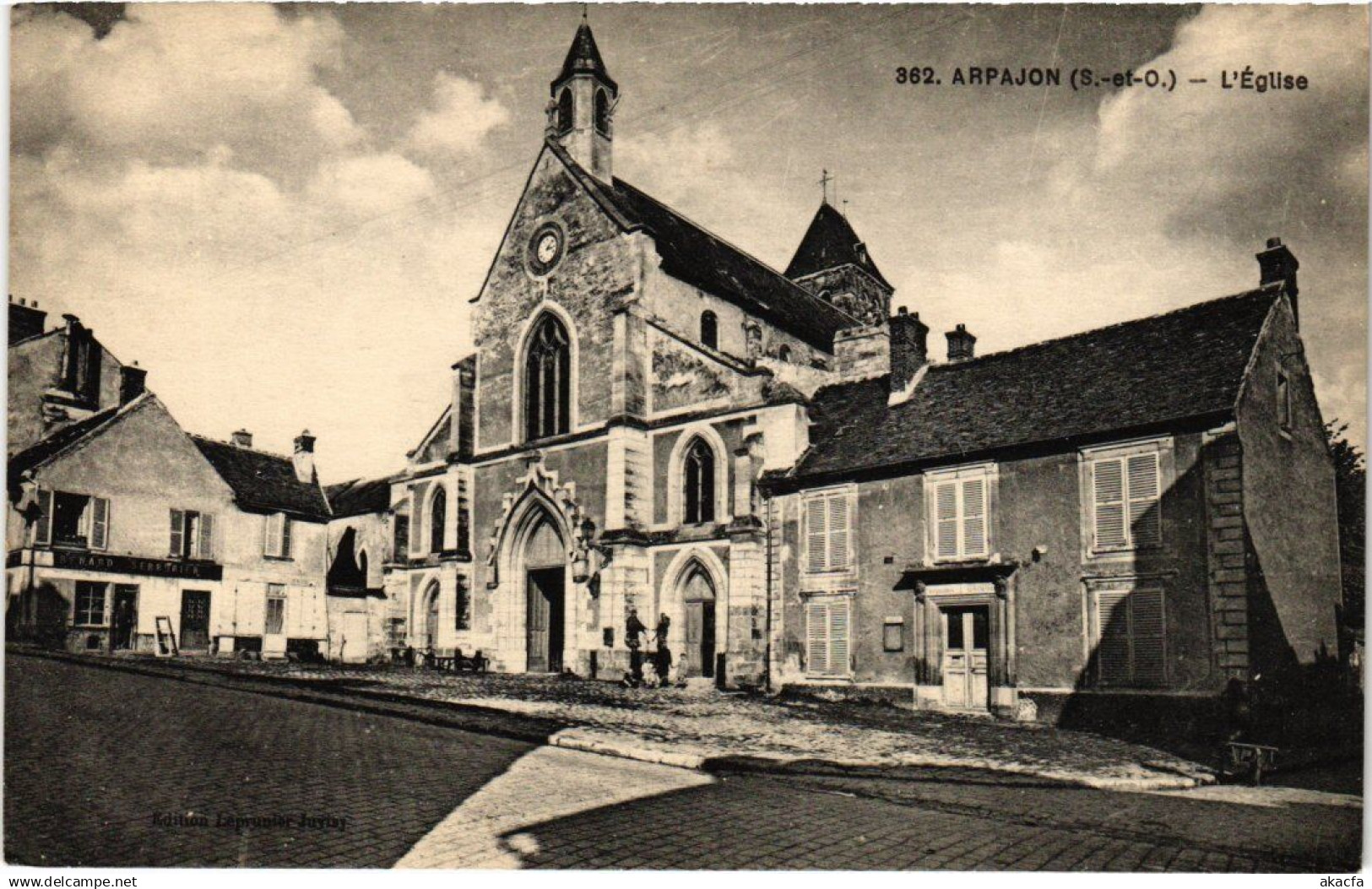 CPA Arpajon Eglise (1349989)