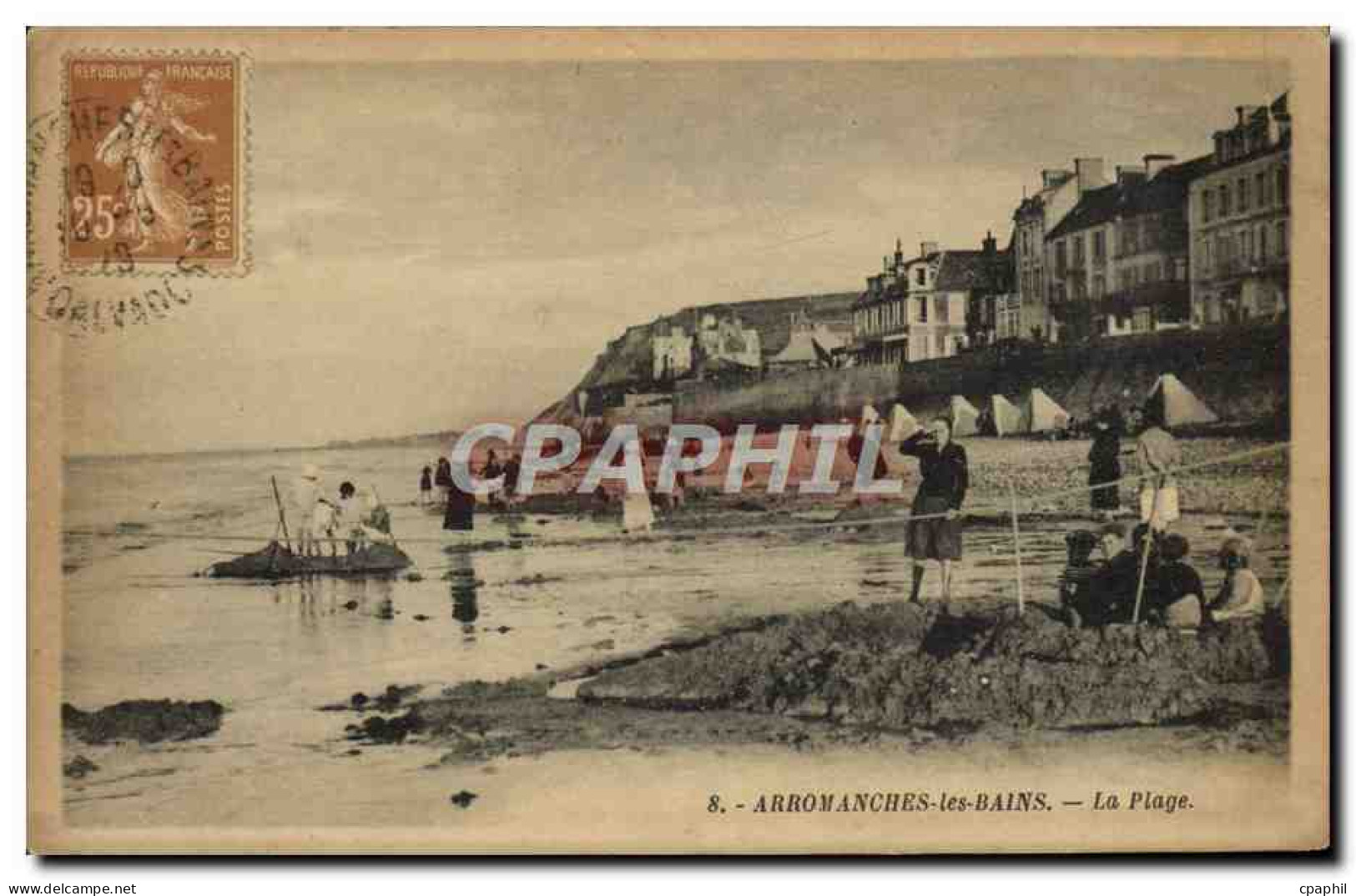 CPA Arromanches Les Bains la plage