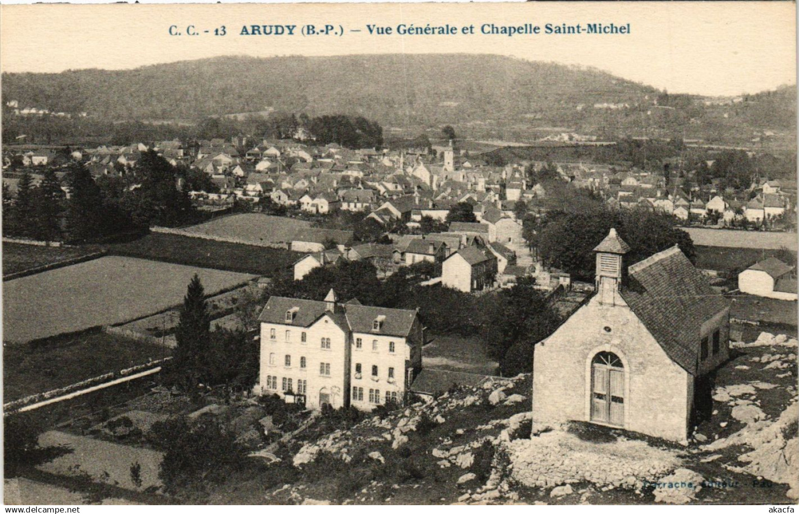 CPA ARUDY - Vue générale et CHAPELLE St-MICHEL (365275)