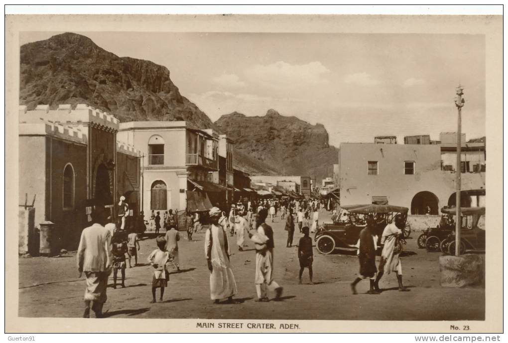 ( CPA ASIE )  YÉMEN  /  ADEN  -  Main Street crater  -