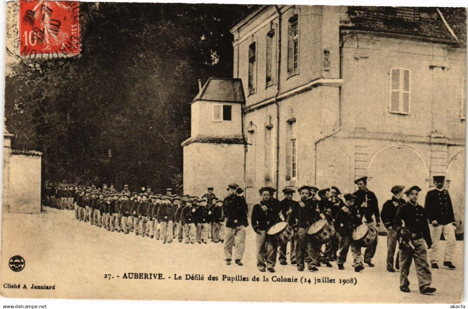 CPA Auberive - Le Defile des Pupilles (270455)