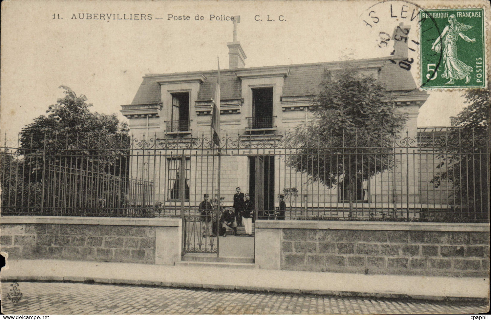 CPA Aubervilliers Poste de Police