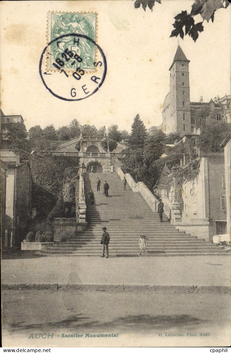 CPA Auch Escalier Monumental