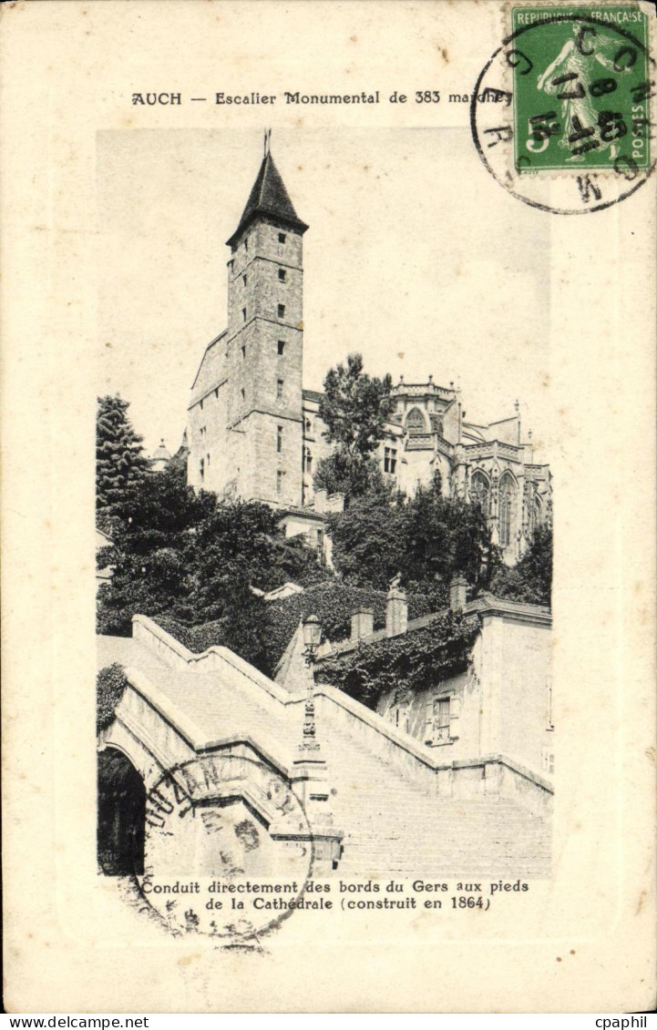 CPA Auch Escalier Monumental de 383 marches