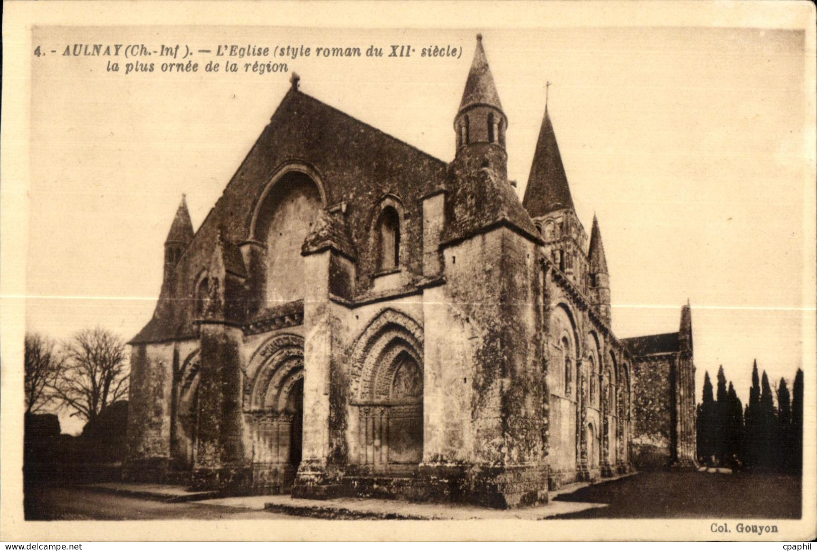 CPA Aulnay L Eglise la plus ornee de la region