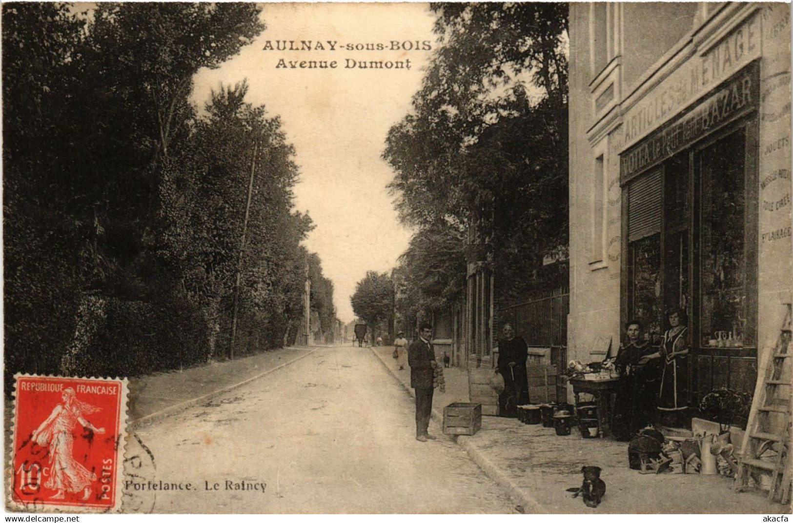CPA Aulnay-sous-Bois - Avenue Dumont (296477)