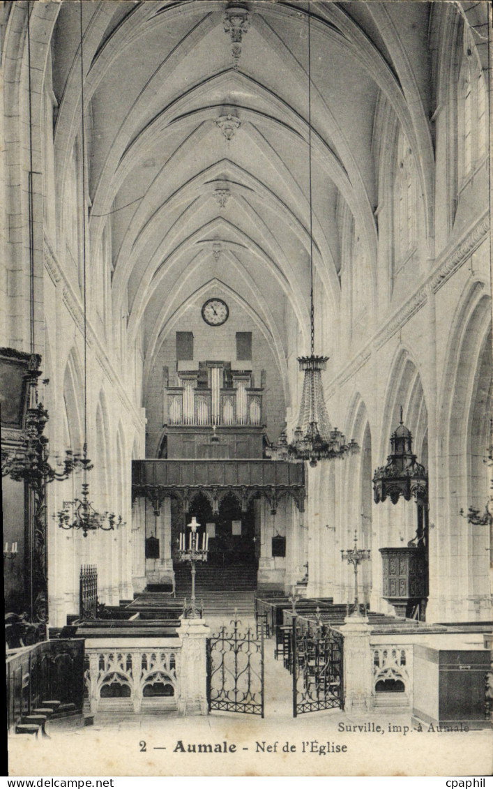 CPA Aumale Nef de l'Eglise