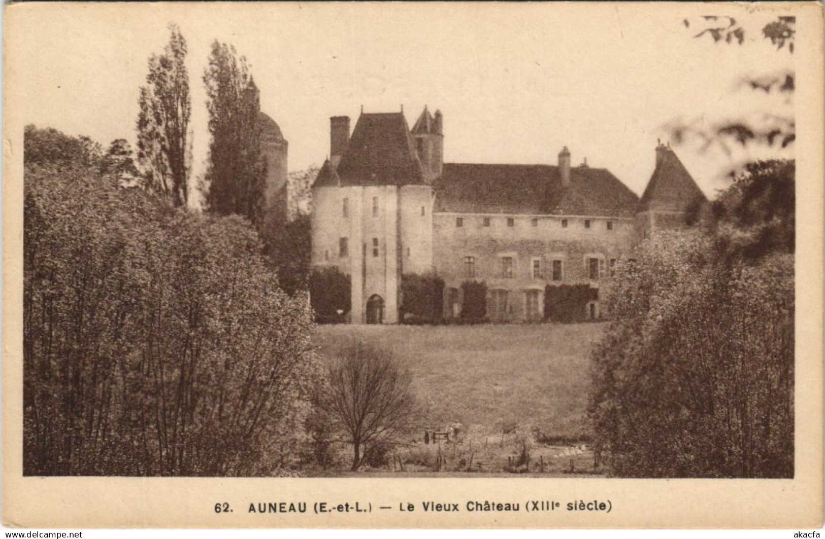 CPA AUNEAU Le Vieux Chateau (1201705)