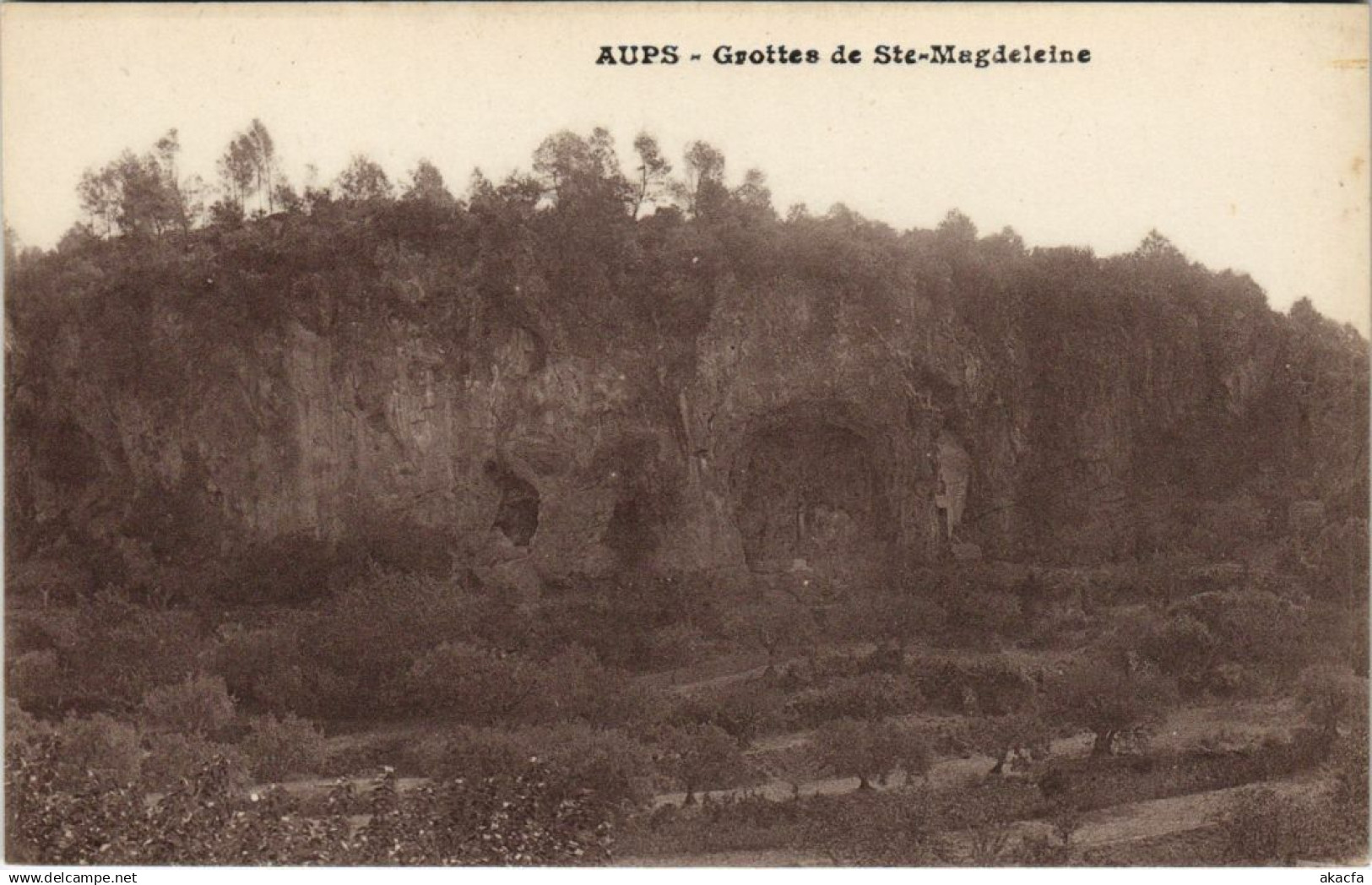 CPA AUPS Grottes de Sainte-Magdeleine (1113063)