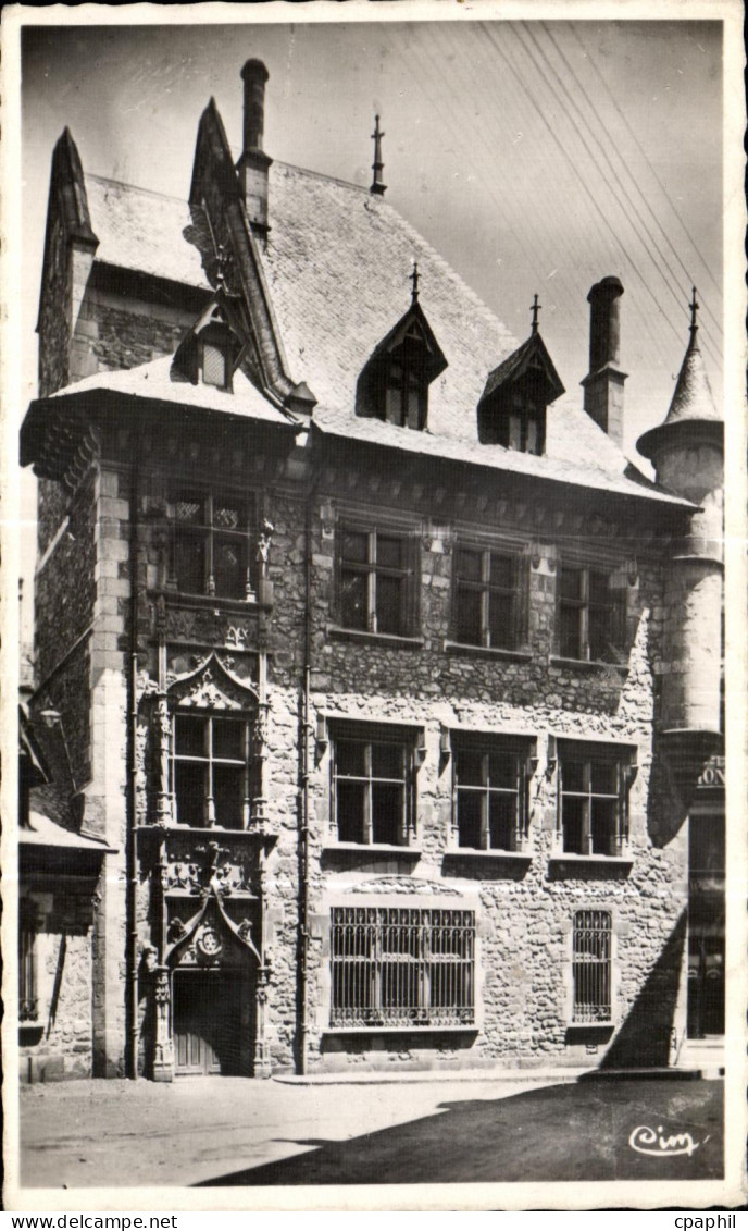 CPA Aurillac Maison des Consuls