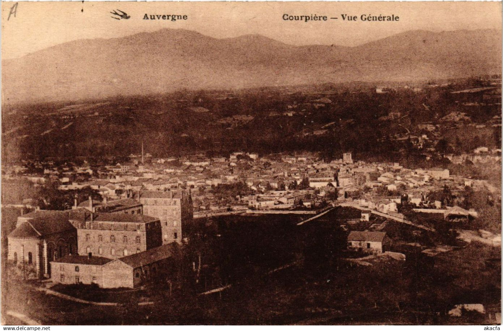CPA Auvergne COURPIERE vue générale (409905)