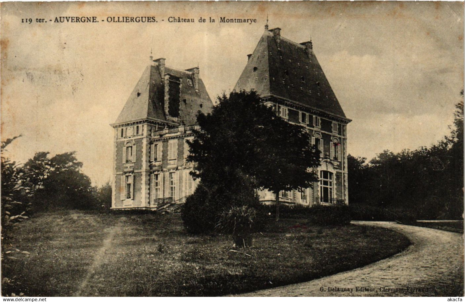 CPA Auvergne OLLIERGUES Chateau de la Montmarye (408547)