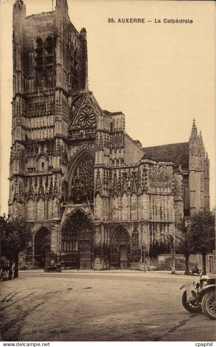 CPA Auxerre La cathedrale