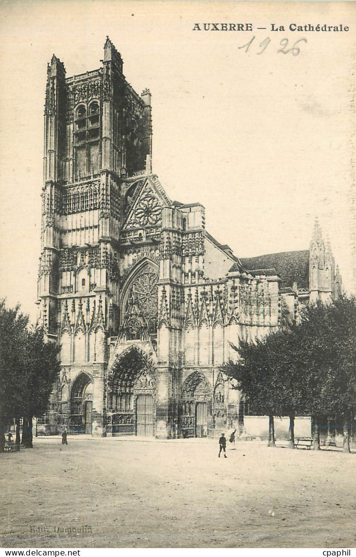 CPA Auxerre La Cathedrale