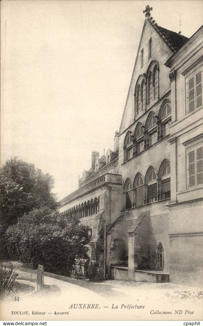 CPA Auxerre La prefecture