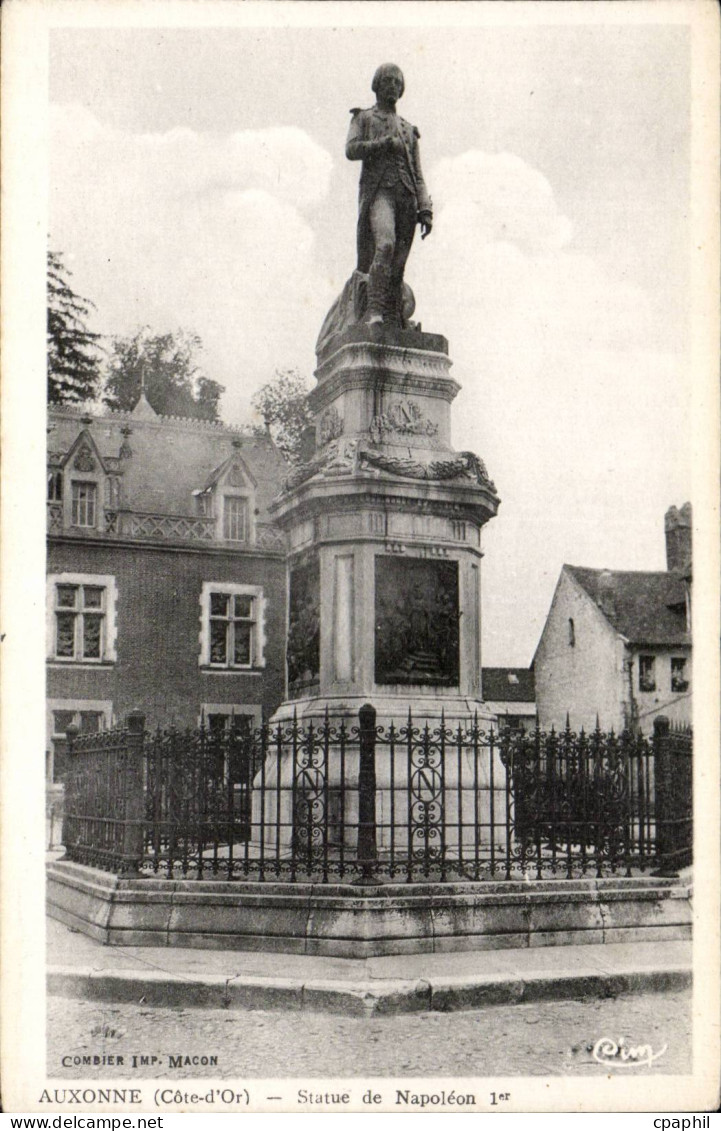 CPA Auxonne Statue de Napoleon 1er