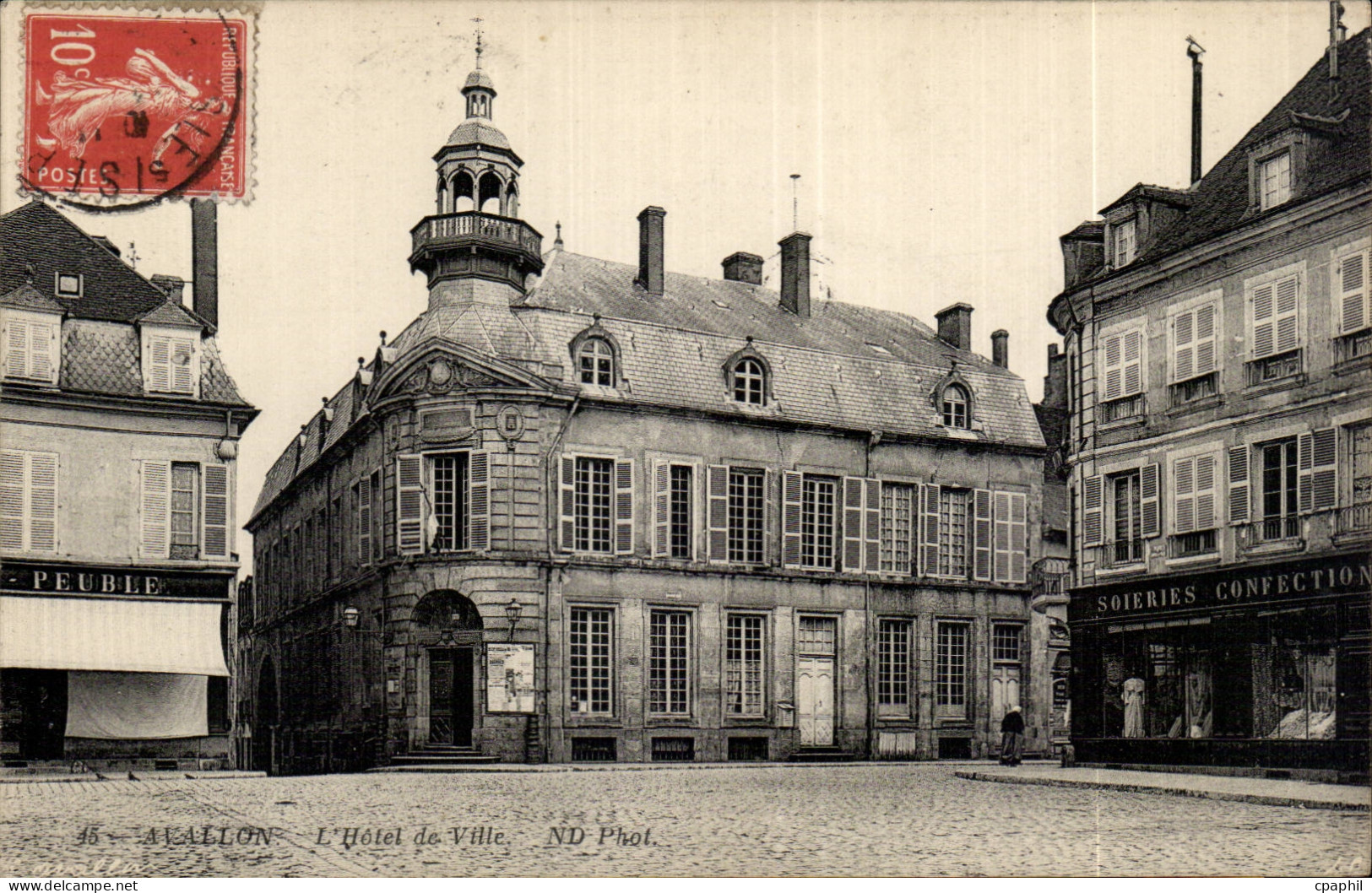 CPA Avallon Hotel de Ville