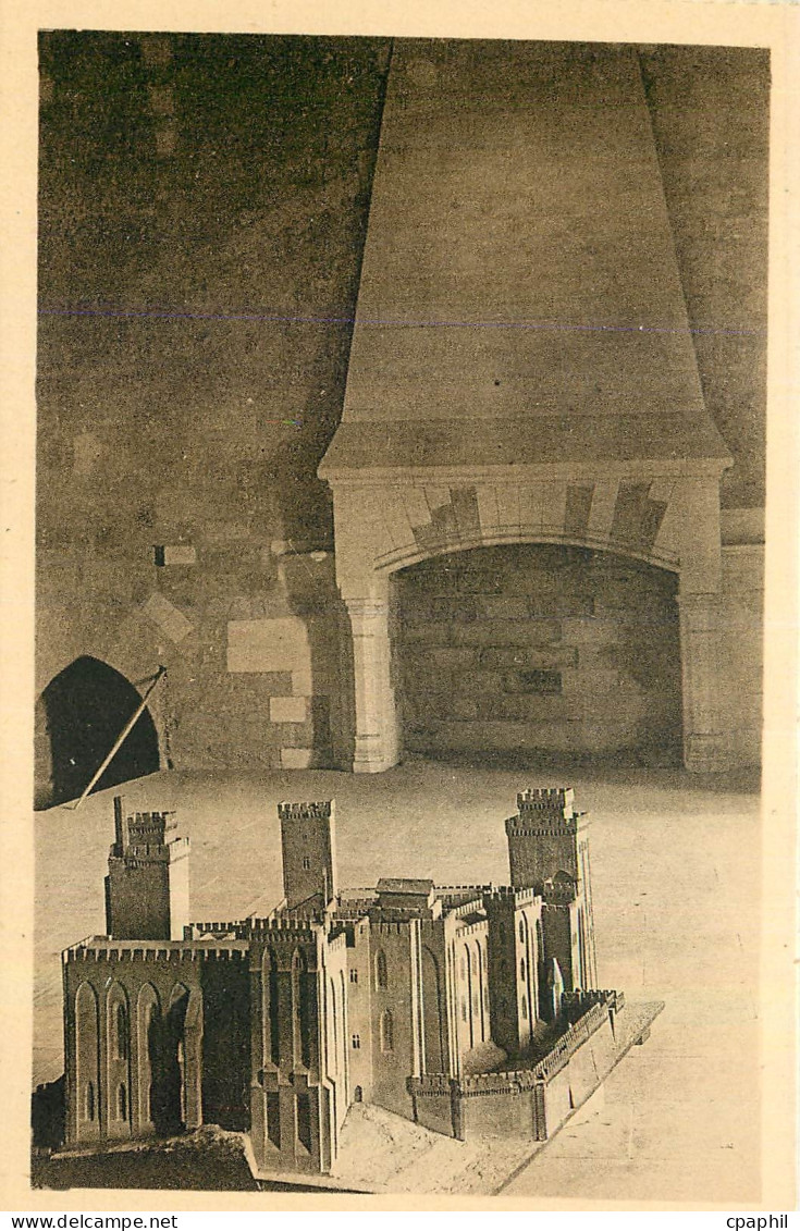 CPA Avignon Palais des Papes Salle des Festins Maquette du Palais