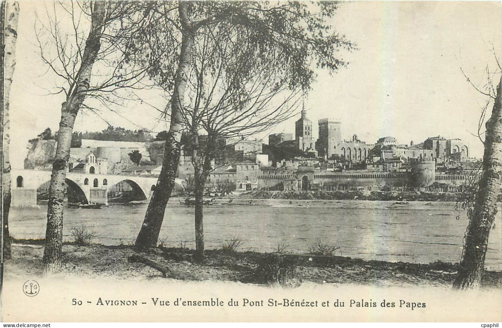 CPA Avignon Vue d'Ensemble du Pont St Benezet et du Palais des Papes