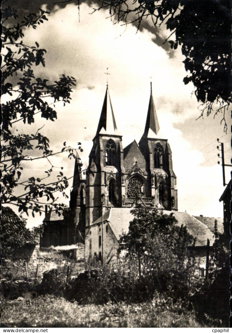 CPA Avioth (Mouse) Basilique Notre Dame