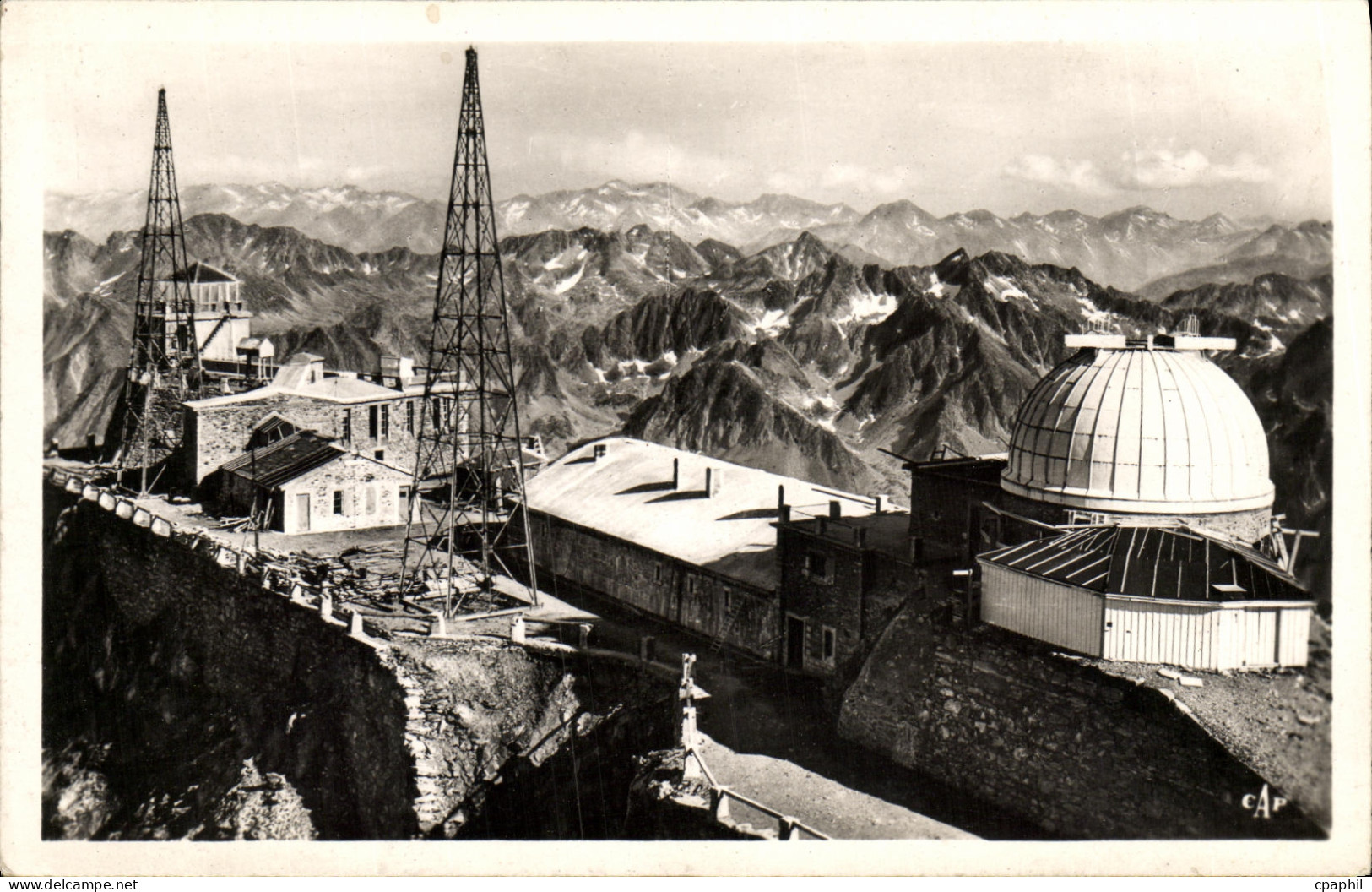 CPA Bagneres de Bigorre Le Pic du Midi Bigorre L Observatoire