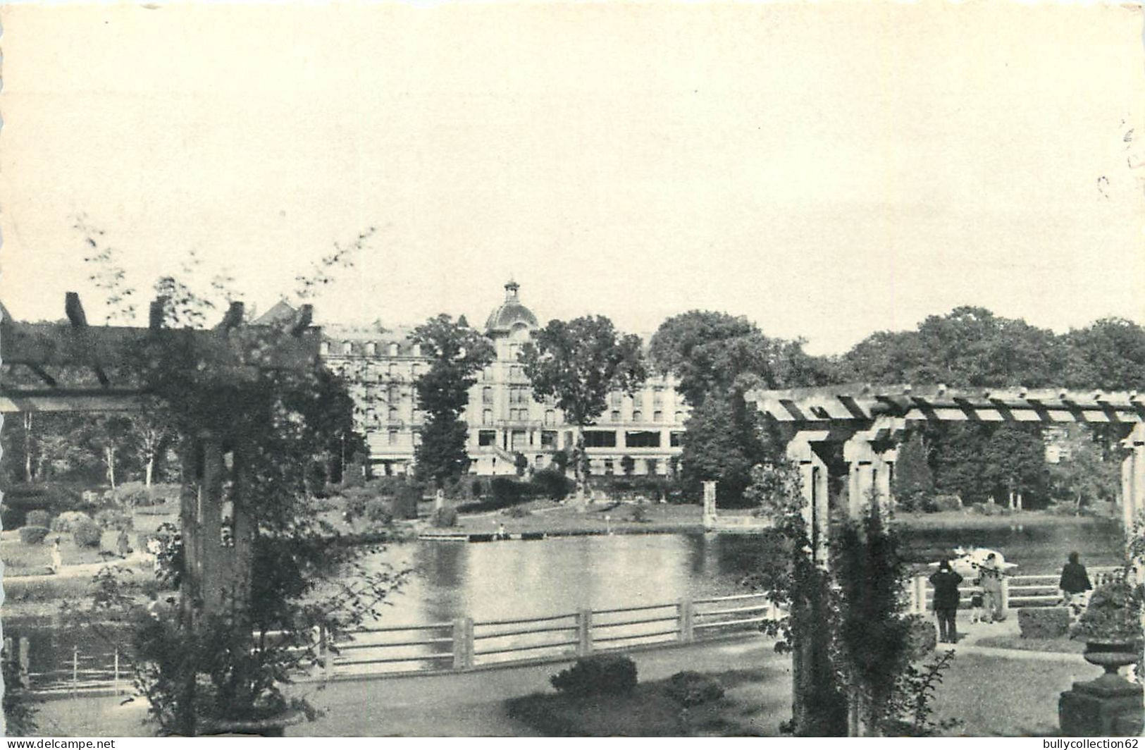 CPA Bagnoles-de-l'Orne  61/56