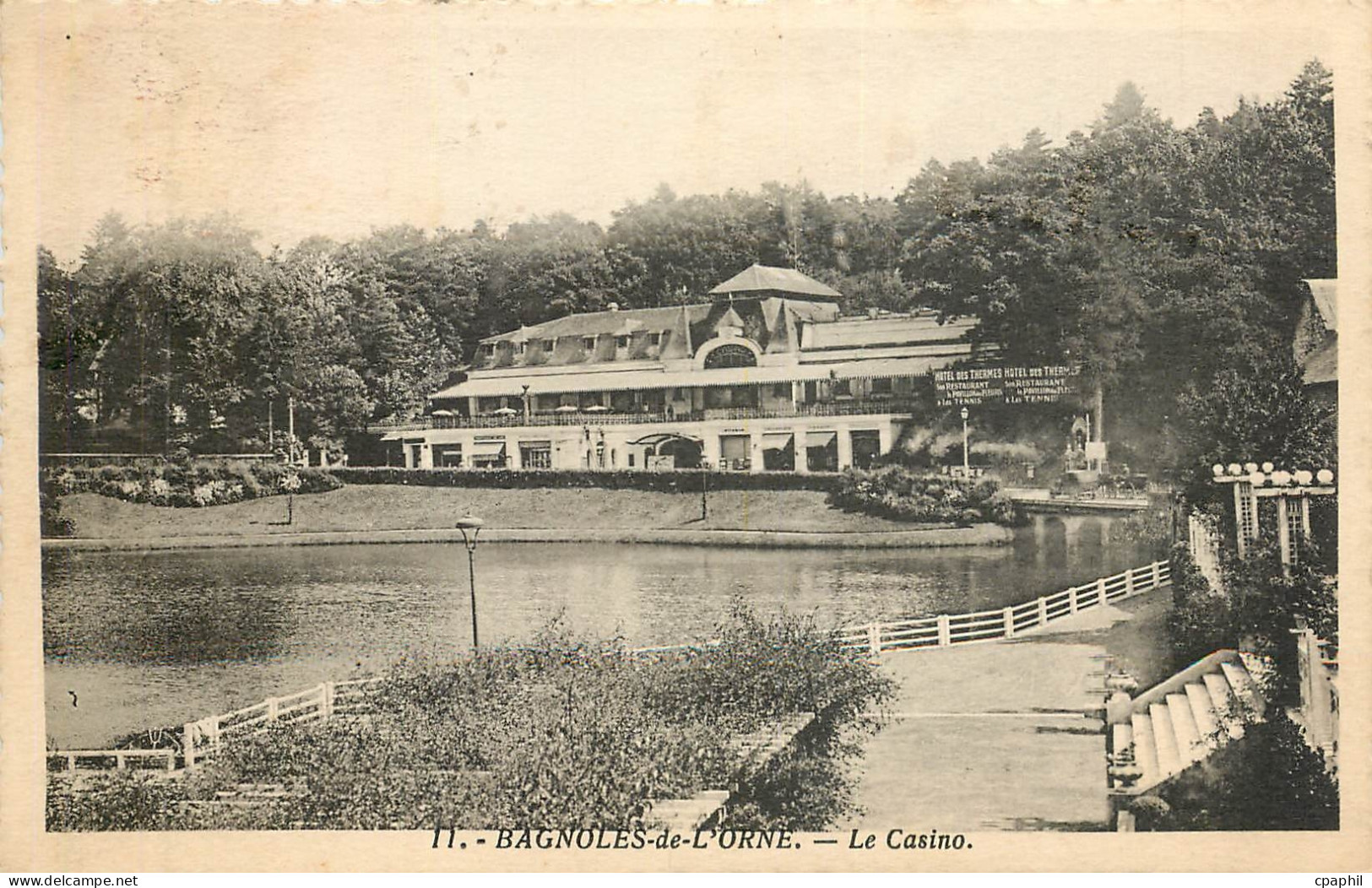 CPA Bagnoles de l'Orne Le Casino
