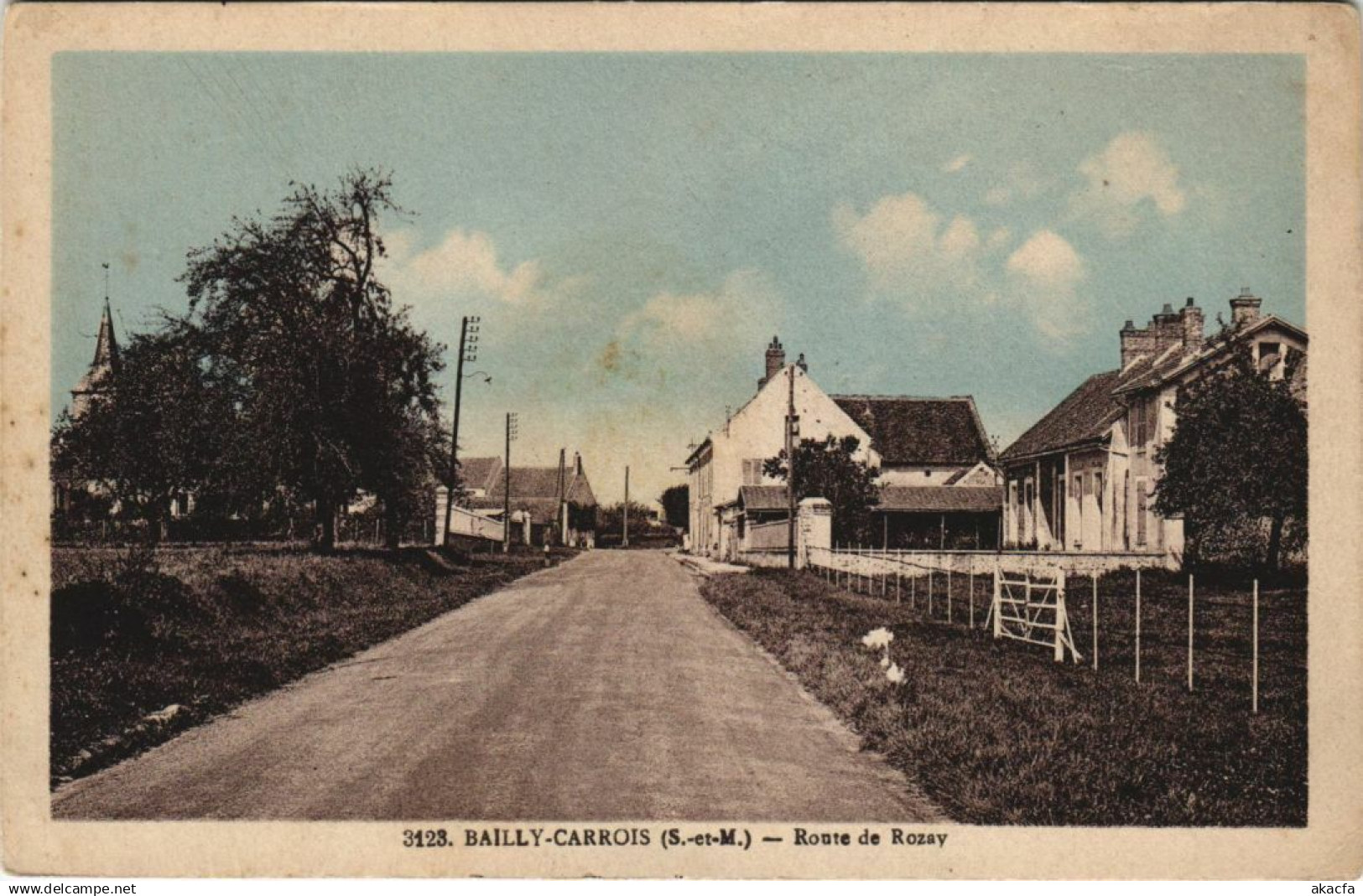 CPA BAILLY-CARROIS Route de Rozay (19731)