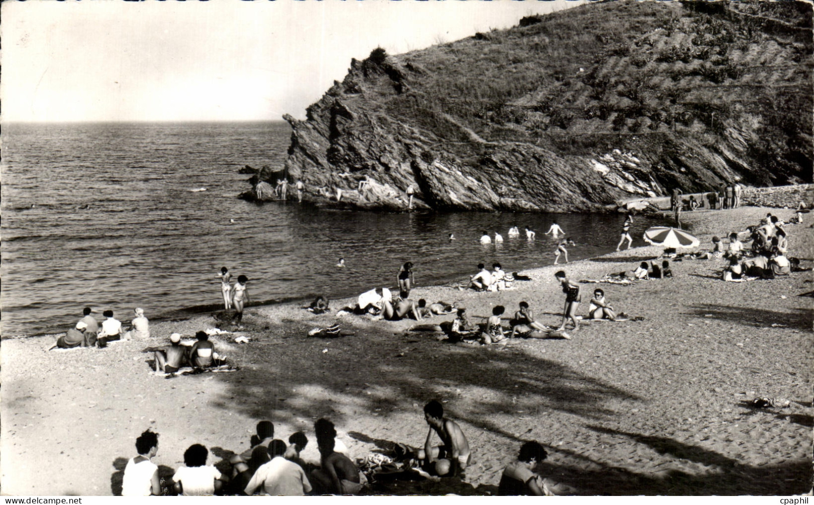 CPA Banyuls Sur Mer un coin de la Plage
