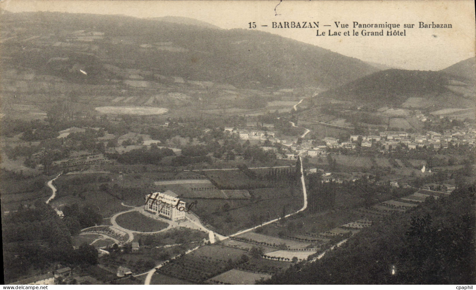 CPA Barbazan Vue Panoramique Sur Le Lac Et Le Grand Hotel