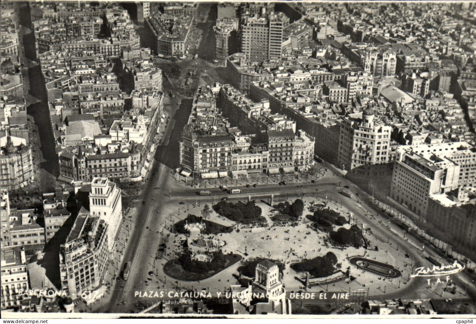 CPA Barcelona Plazas Cataluna Y Desde El Aire
