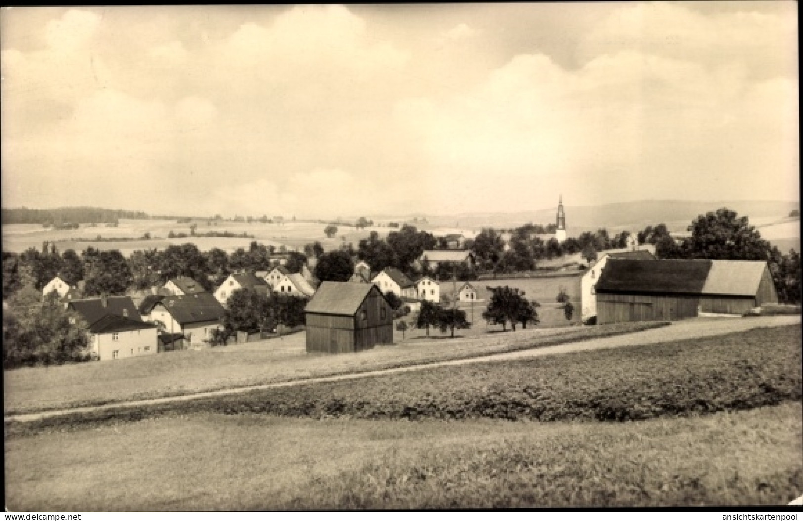 CPA Bärenwalde Crinitzberg in Sachsen, Ortsansicht mit Kirche