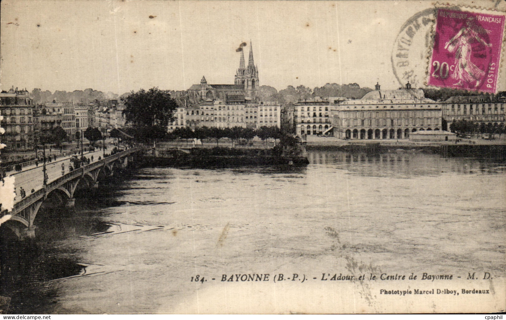 CPA Bayonne L Adour et le Centre de Bayonne