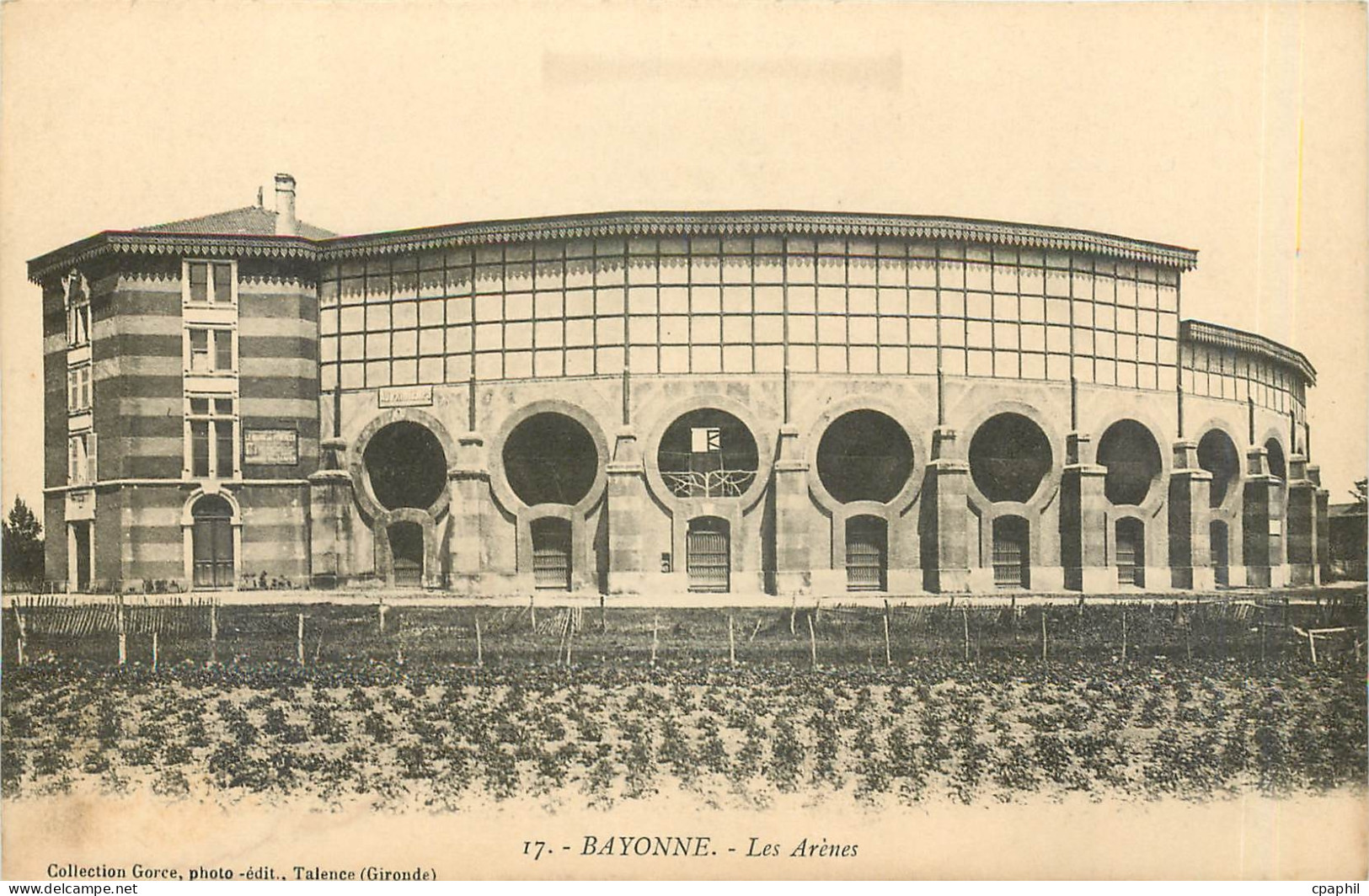 CPA Bayonne Les Arenes
