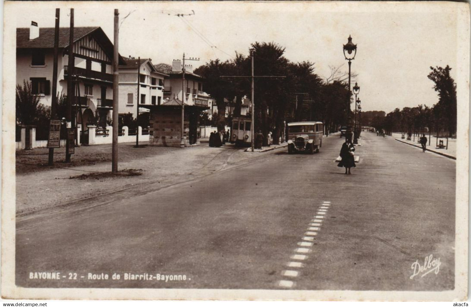 CPA Bayonne Route de Biarritz Bayonne FRANCE (1124008)