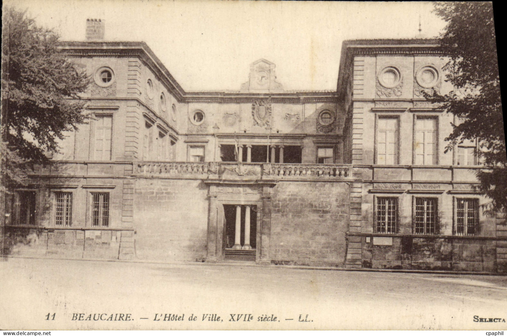 CPA Beaucaire L'Hotel De Ville