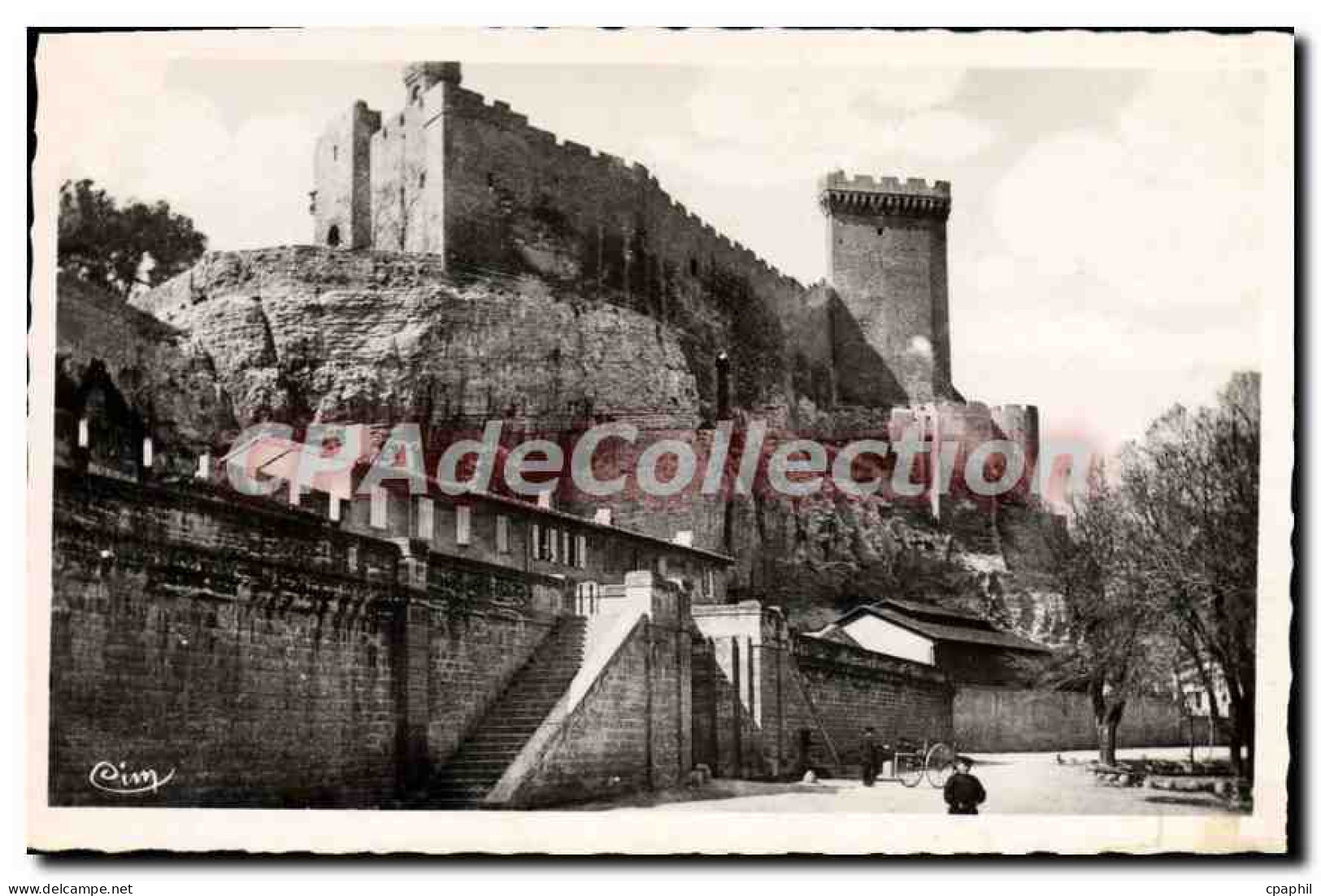 CPA Beaucaire La Banquette Le Chateau