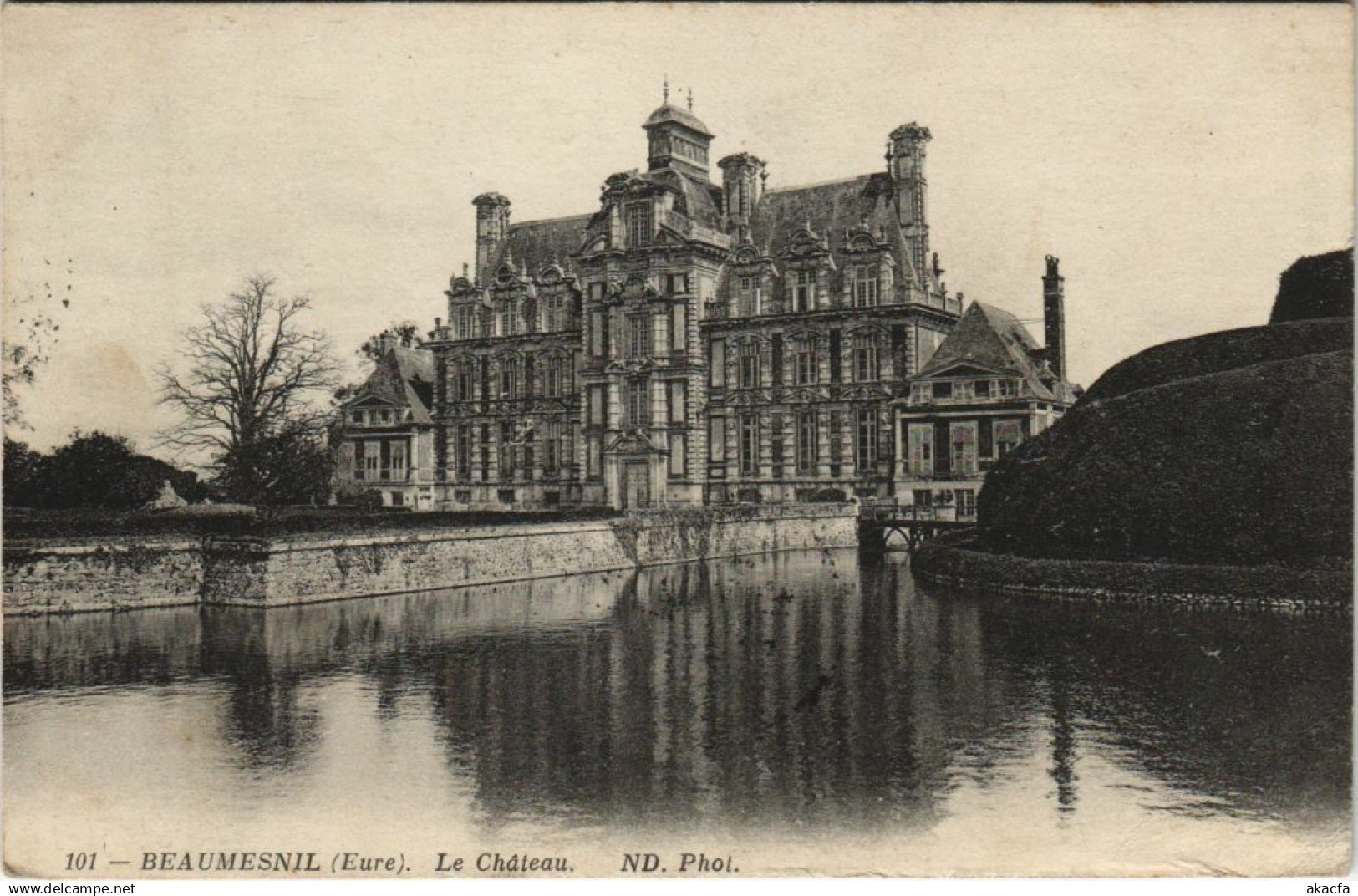 CPA BEAUMESNIL Le Chateau (1149272)